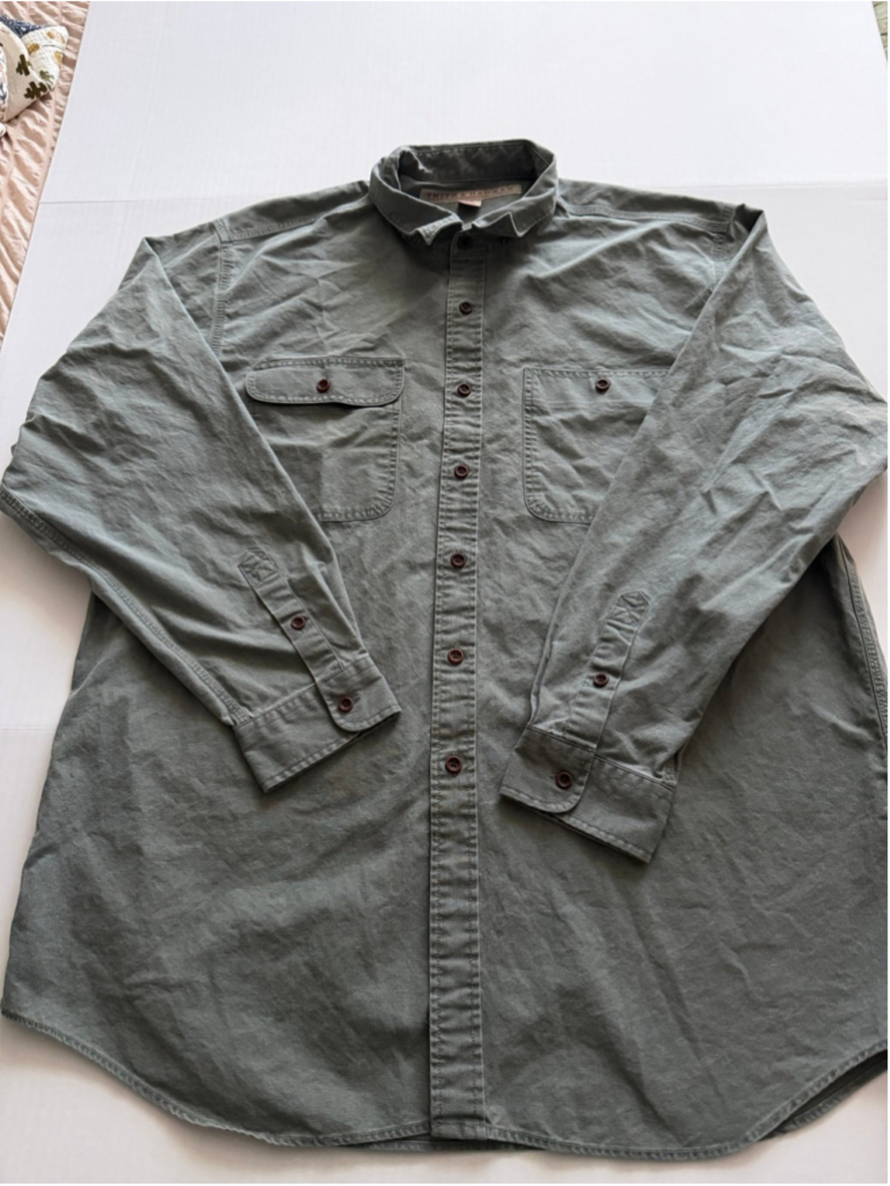 Smith & Hawken VTG muted green men’s button up shirt sz xl